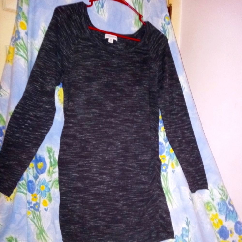 Liz Lange Black Maternity Top Size Medium